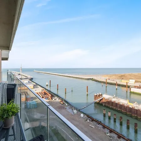 Lighthouse View - Pier Facing Apartment With Garage Nieuwpoort Exterior foto